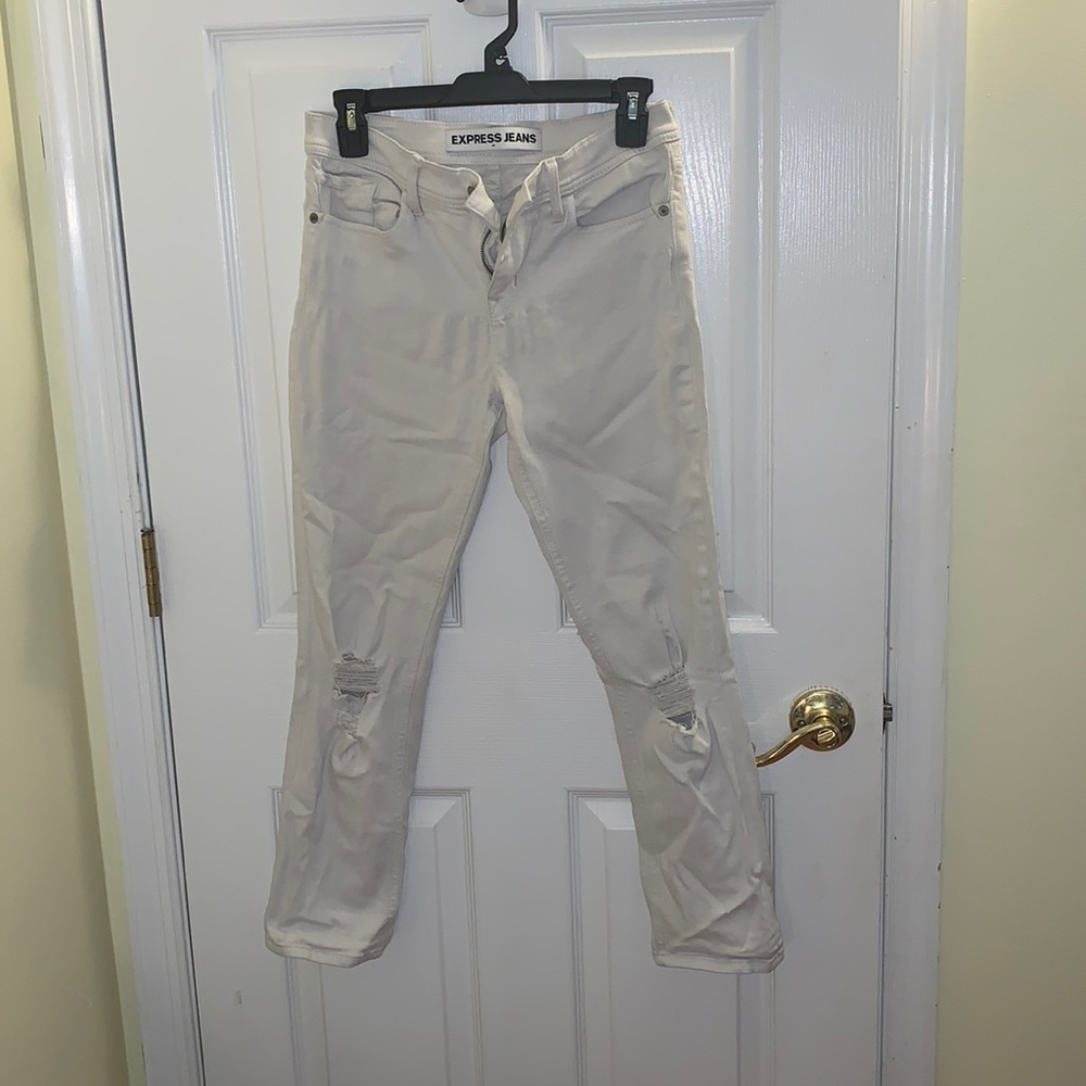Express Cropped Mid Rise White Jeans